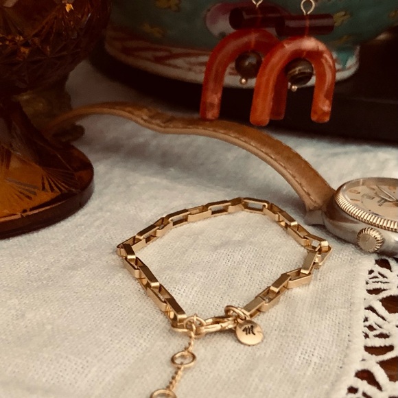 Madewell Jewelry - Matte Gold paperclip bracelet